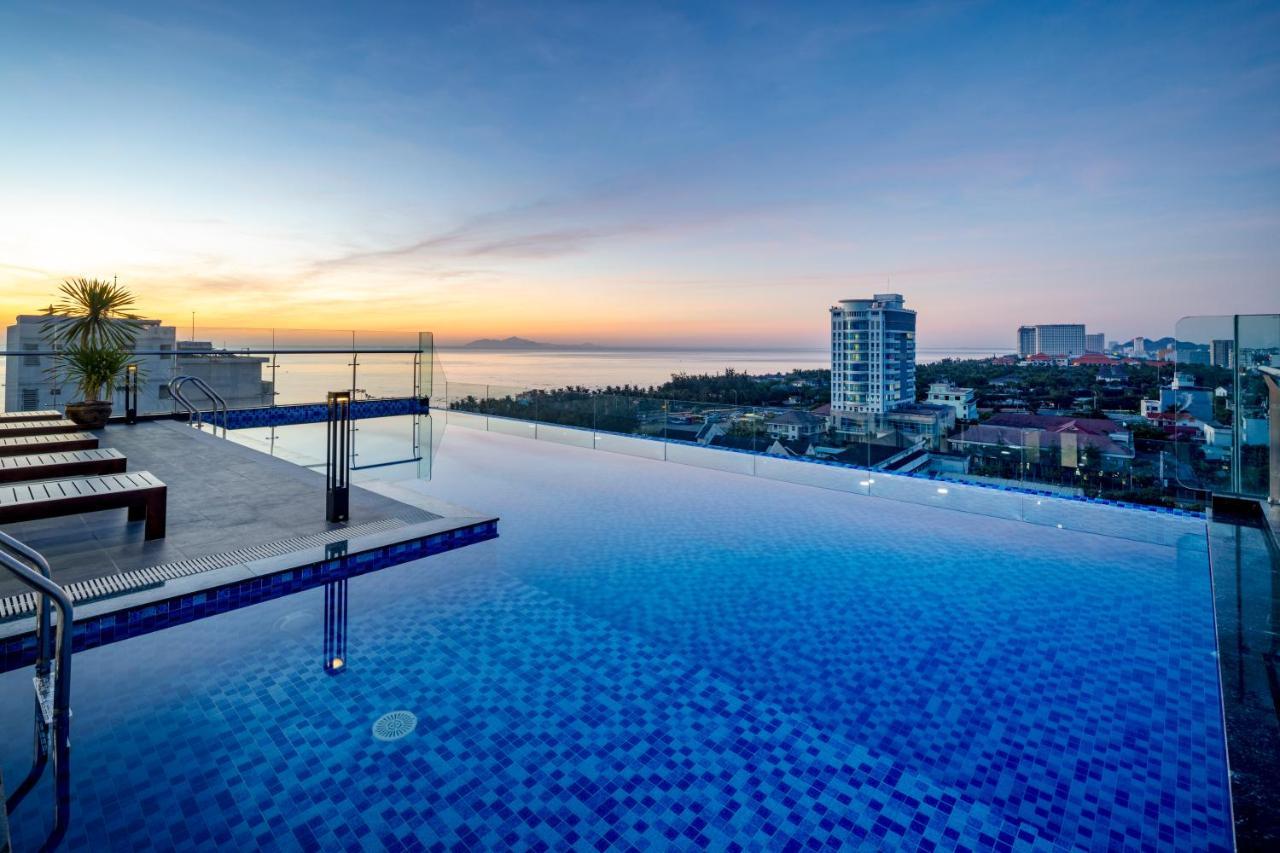 Charming Beauty Hotel Danang Exterior photo